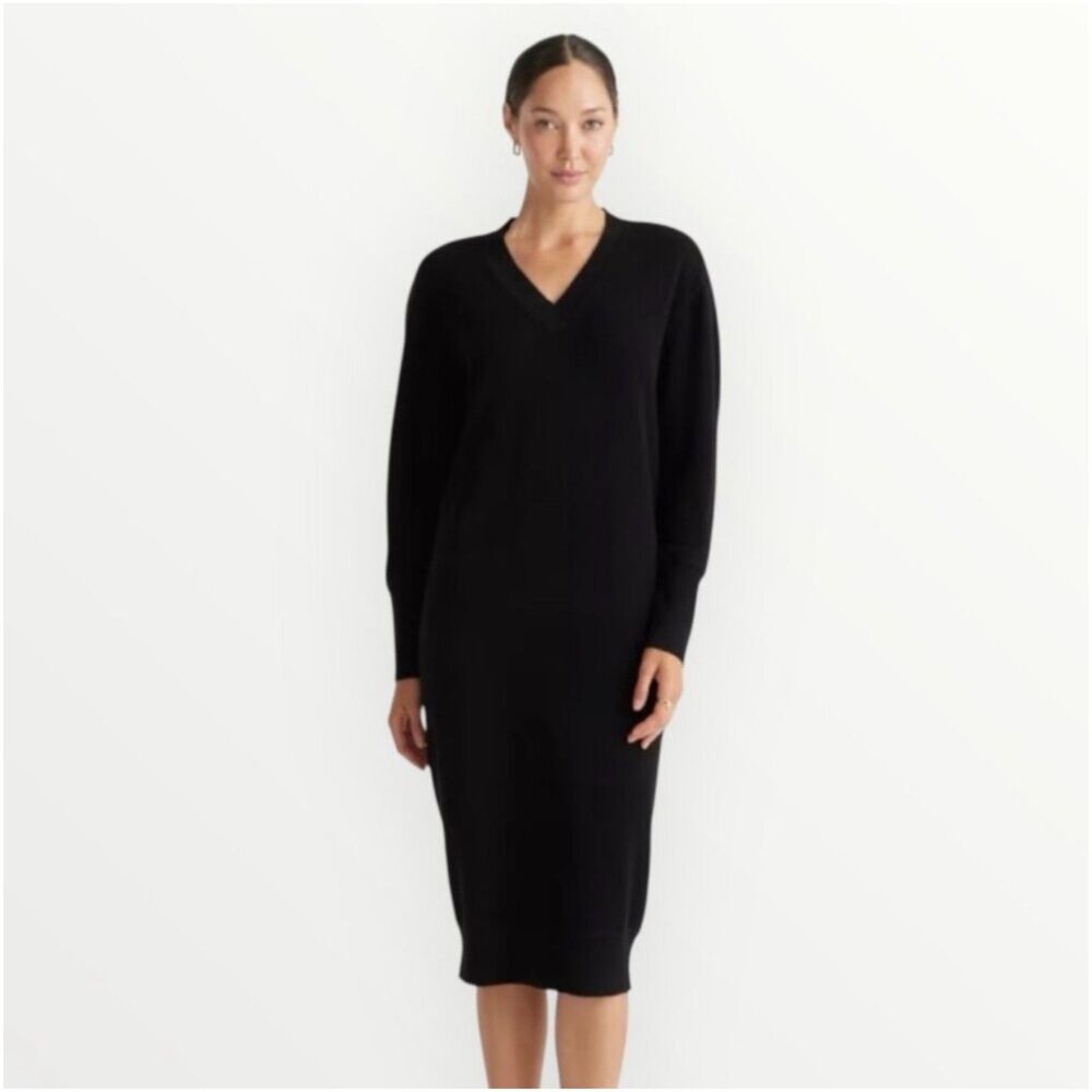 QUINCE Mongolian Cashmere V-Neck Midi Sweater Dress NWT Size XS Black